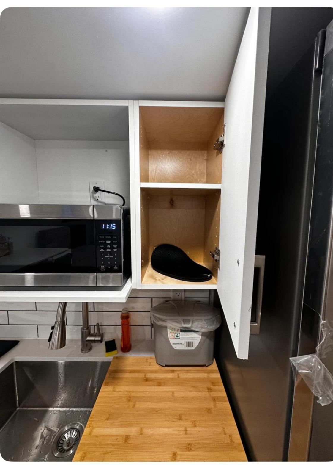 Pvt Near Waterloo Airport & Minutes To Downtown *